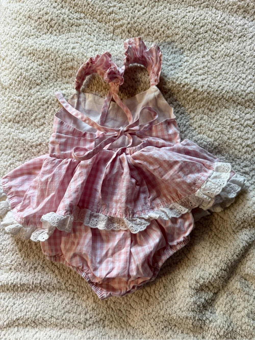 Arabella & Rose Pink Gingham Ruffled Baby Romper with Lace Trim Size 0-3 Months